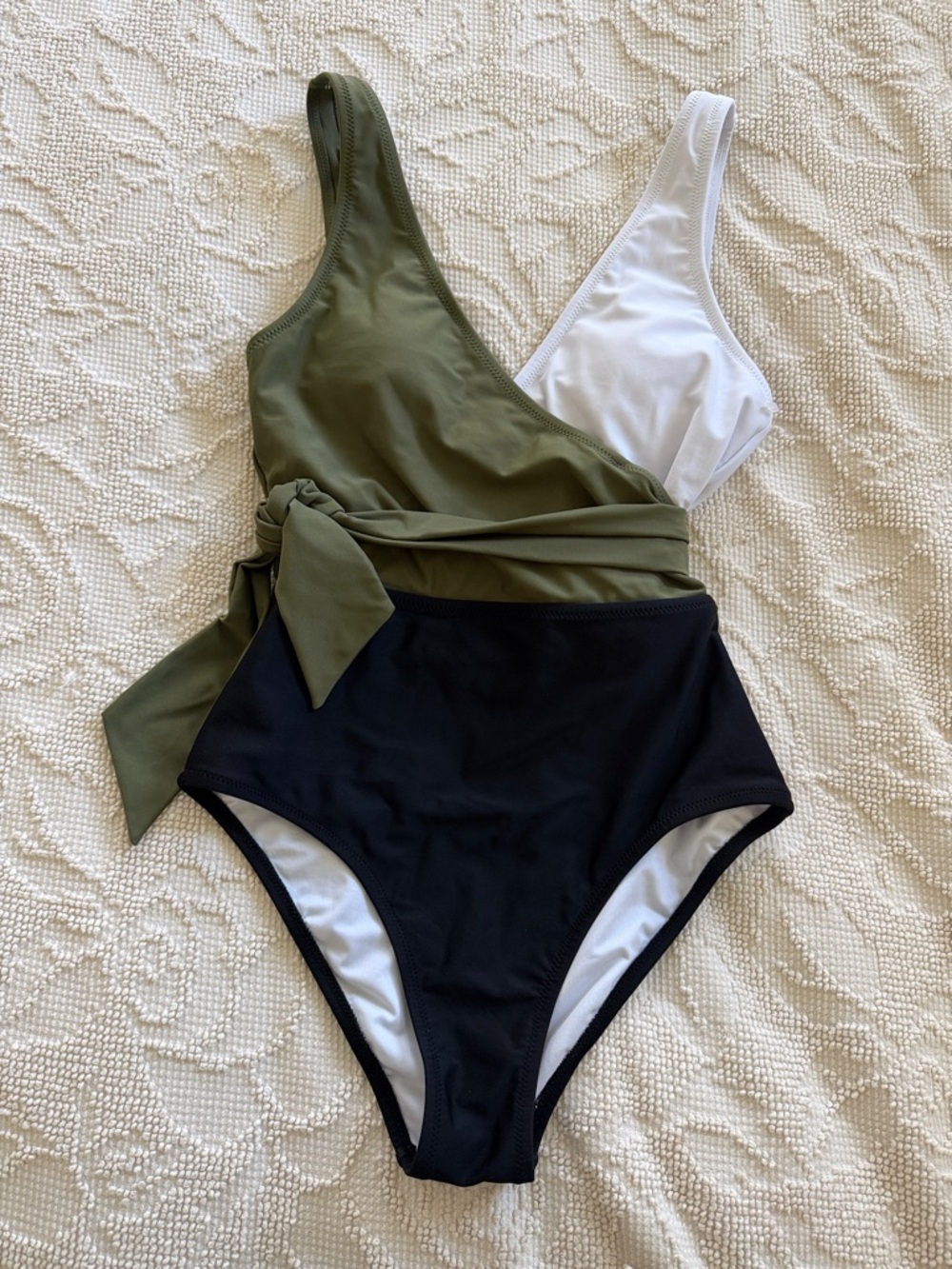 Cupshe Swimsuit